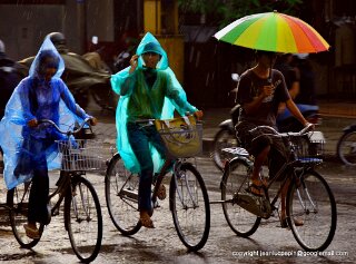 DSC_0122_new ladies on their bikes